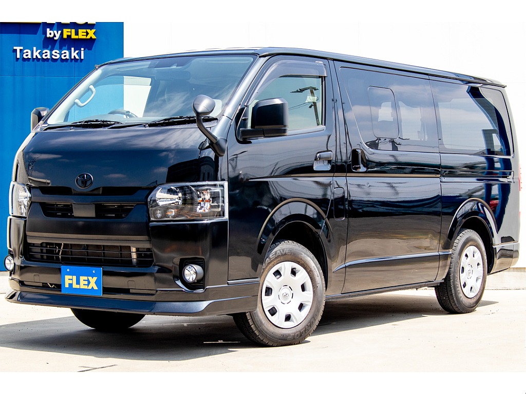 令和３年　ハイエースバン　ブラックエディション ディーゼルターボ 4WD　入庫☆彡