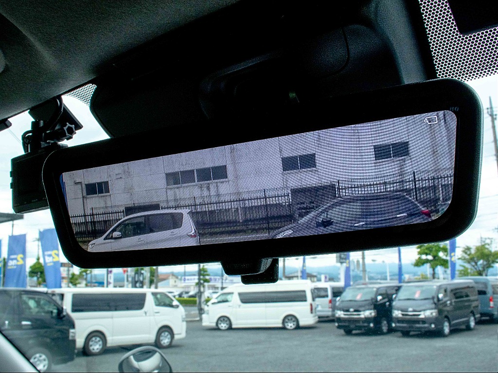 ハイエースセカンド高崎店にて展示中♪027-384-3591