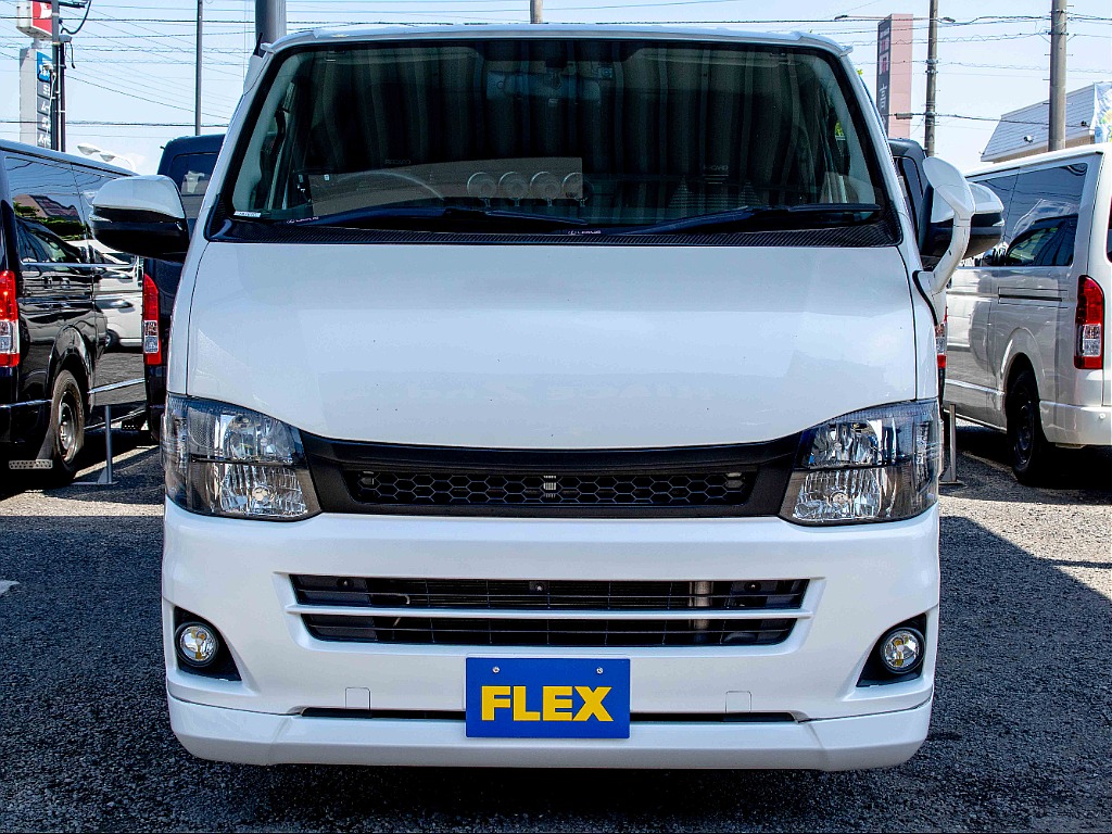 THE STANDARD.ハイエースを選ぶなら、HIACE 2nd TAKASAKI。