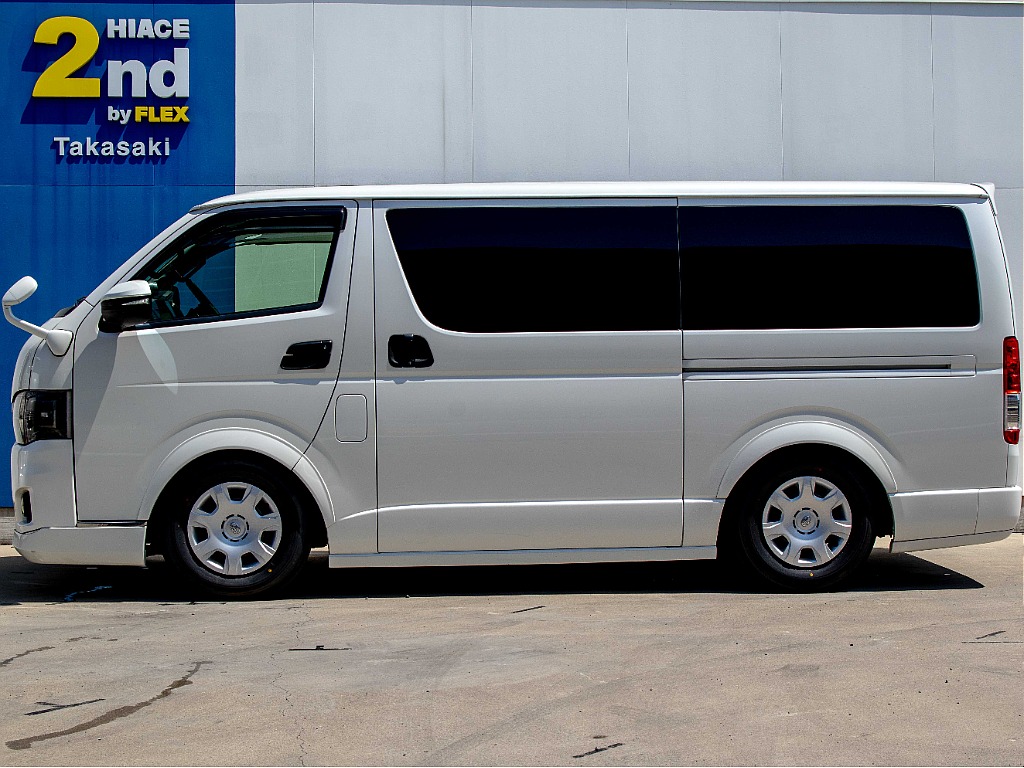 THE STANDARD.ハイエースを選ぶなら、HIACE 2nd TAKASAKI。