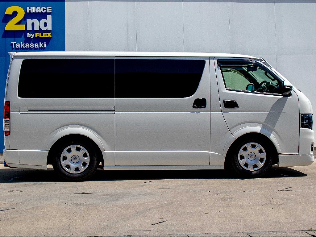 THE STANDARD.ハイエースを選ぶなら、HIACE 2nd TAKASAKI。