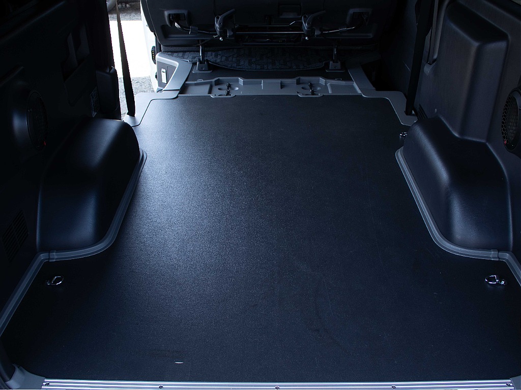 THE STANDARD.ハイエースを選ぶなら、HIACE 2nd TAKASAKI。