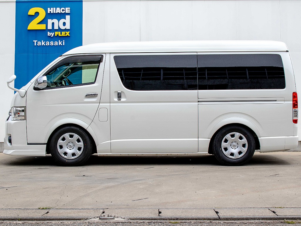 トヨタ&nbsp;ハイエース&nbsp;ワゴン2.7GLロング ミドルルーフ&nbsp;厳選仕入！ローダウン＆内装架装！&nbsp;群馬県の詳細画像&nbsp;その17