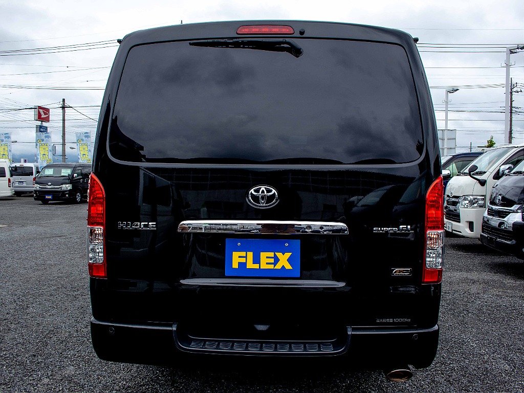 THE STANDARD.ハイエースを選ぶなら、HIACE 2nd TAKASAKI。ノーマルハイエース専門店。