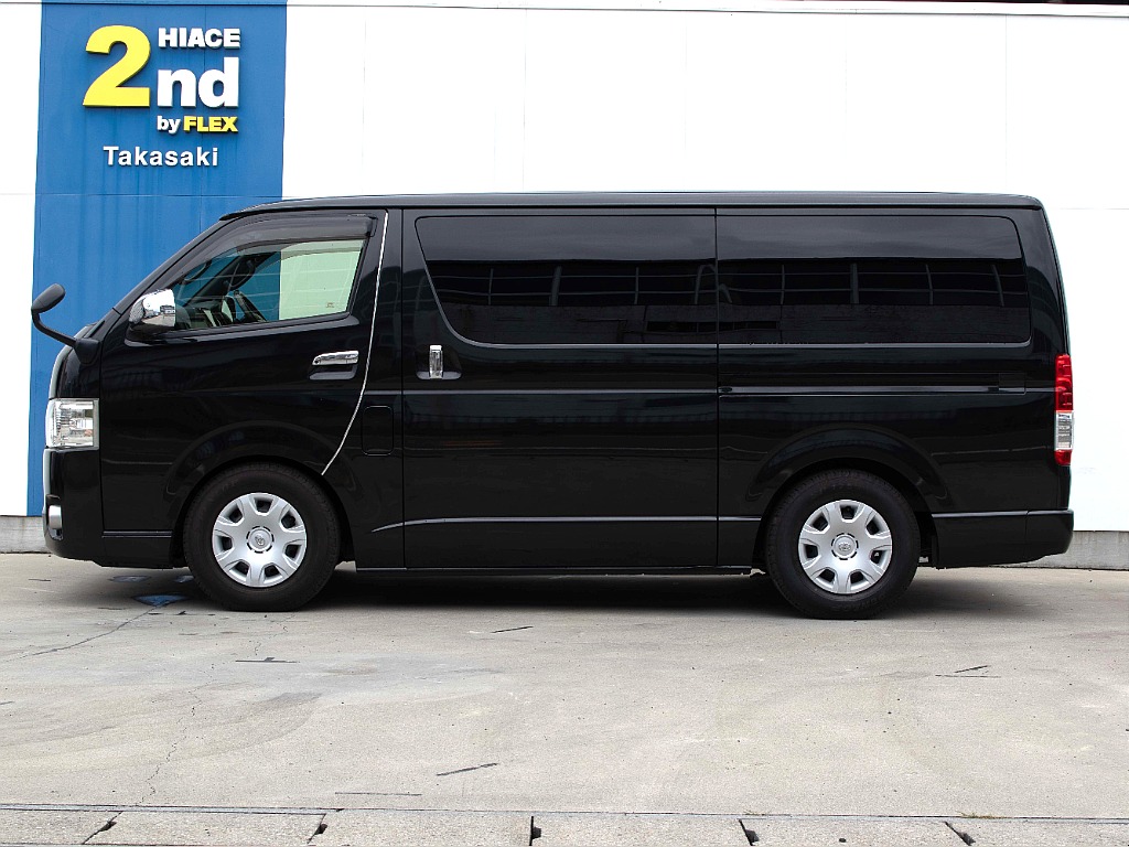 THE STANDARD.ハイエースを選ぶなら、HIACE 2nd TAKASAKI。ノーマルハイエース専門店。