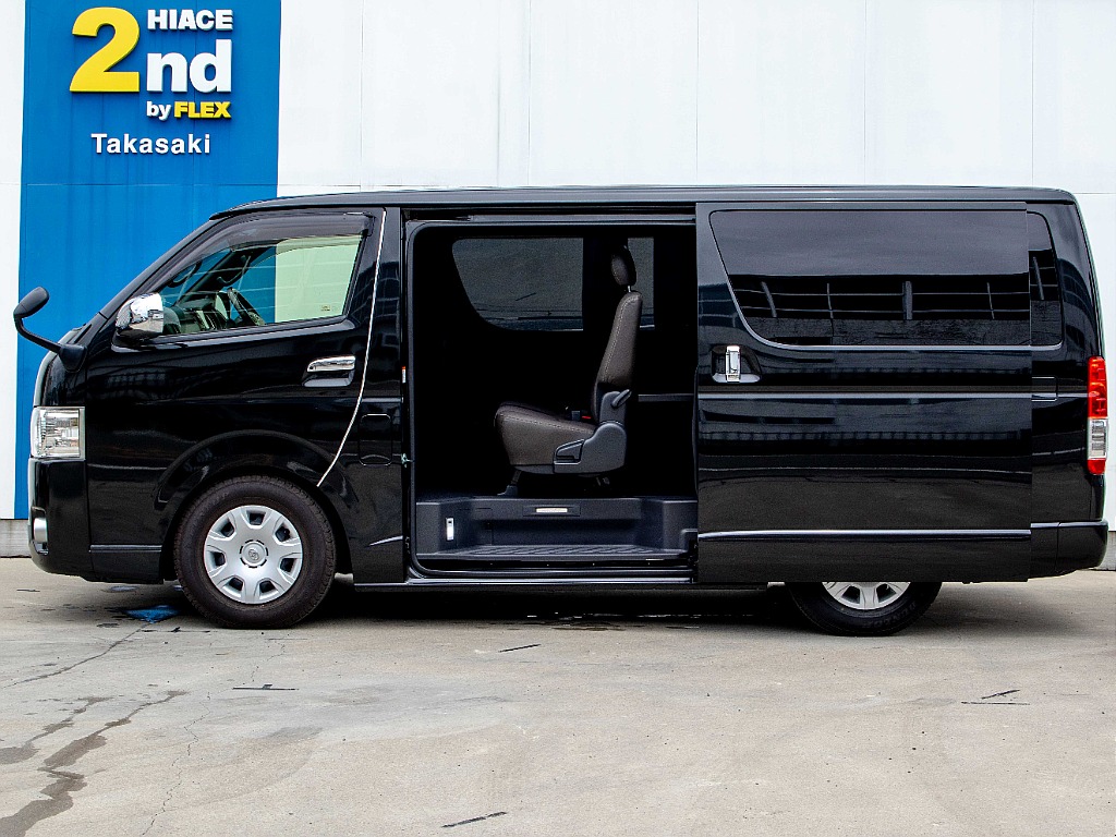 THE STANDARD.ハイエースを選ぶなら、HIACE 2nd TAKASAKI。ノーマルハイエース専門店。