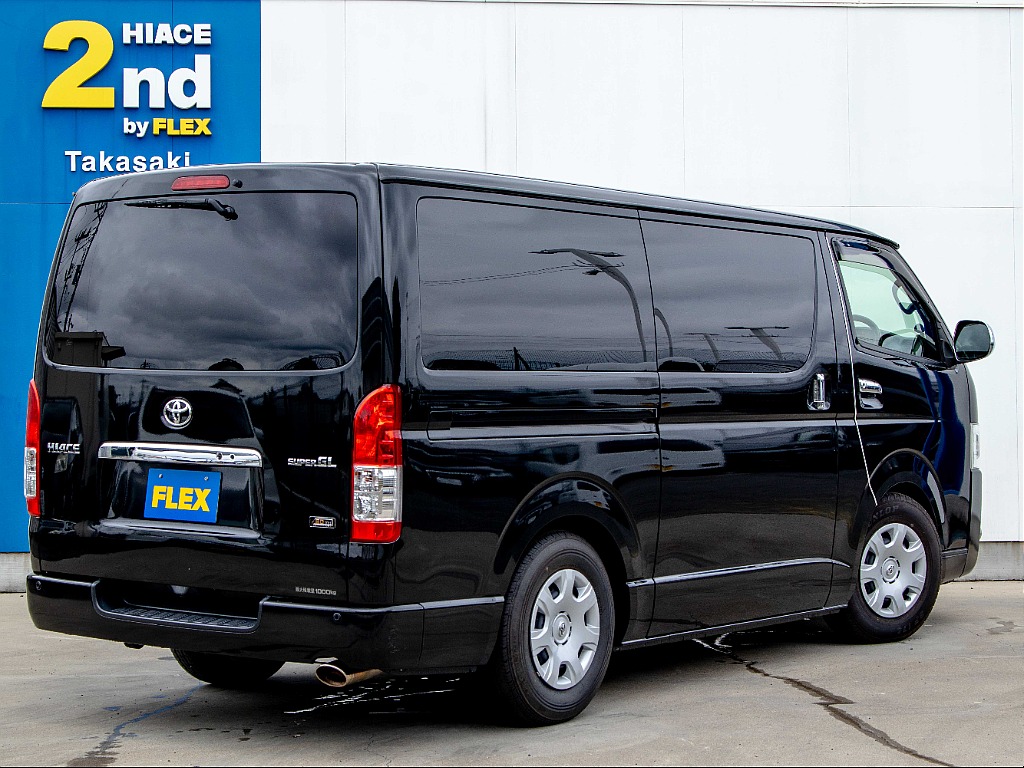 THE STANDARD.ハイエースを選ぶなら、HIACE 2nd TAKASAKI。ノーマルハイエース専門店。
