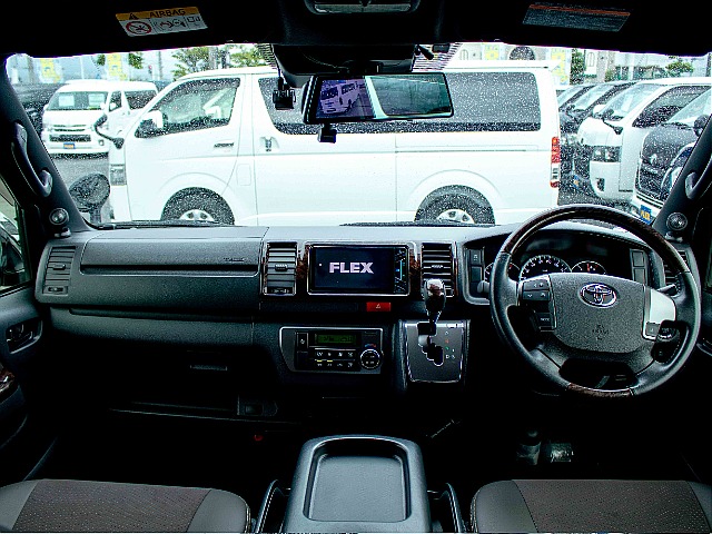 THE STANDARD.ハイエースを選ぶなら、HIACE 2nd TAKASAKI。ノーマルハイエース専門店。