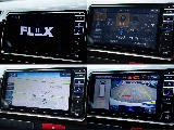 ダークプライムⅡ　ハイエース専用ナビ搭載