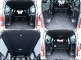 スタンダードな内装。カスタムOK、そのままでもOK
