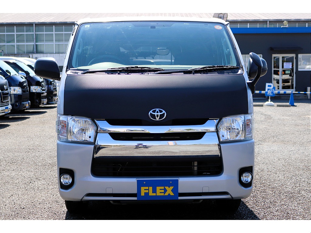 トヨタ&nbsp;ハイエースバン&nbsp;4ドアバン3.0Dターボ DXロングGLパッケージ&nbsp;☆希少な9人乗り＆マニュアル車☆&nbsp;群馬県の詳細画像&nbsp;その6