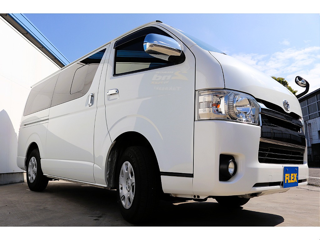 トヨタ&nbsp;ハイエースバン&nbsp;5D2.8DTスーパーGLダークプライムⅡL 4WD&nbsp;☆フリップダウンモニター・スタンダード車両☆&nbsp;群馬県の詳細画像&nbsp;その16