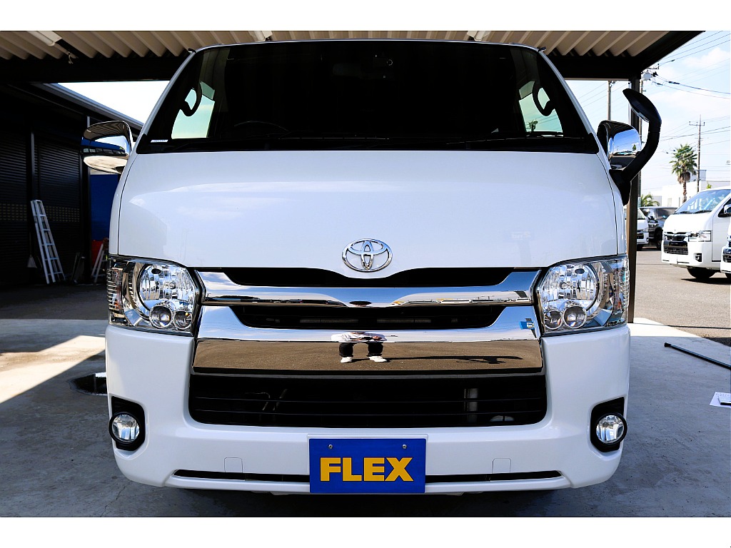 トヨタ&nbsp;ハイエースバン&nbsp;5D2.8DTスーパーGLダークプライムⅡL 4WD&nbsp;☆フリップダウンモニター・スタンダード車両☆&nbsp;群馬県の詳細画像&nbsp;その8