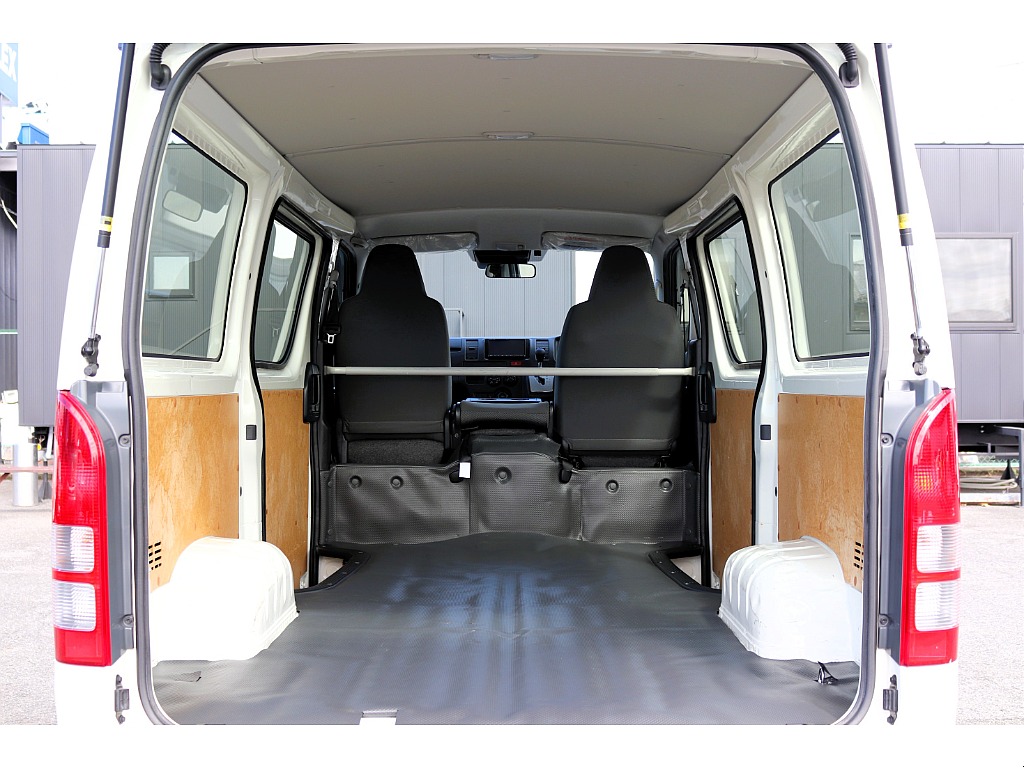 トヨタ&nbsp;ハイエースバン&nbsp;4ドアバン2.8ディーゼルT DXロング 4WD&nbsp;☆程度良好・寒冷地仕様☆&nbsp;群馬県の詳細画像&nbsp;その17