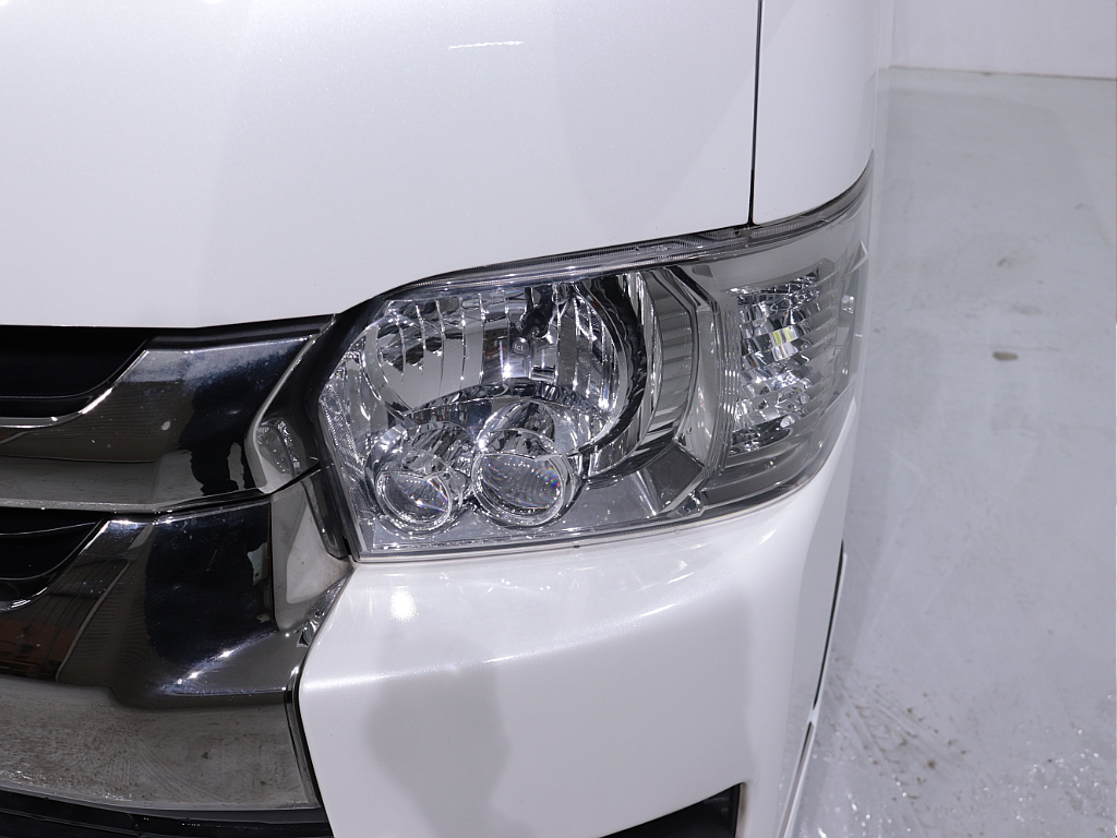 LEDヘッドランプ完備！