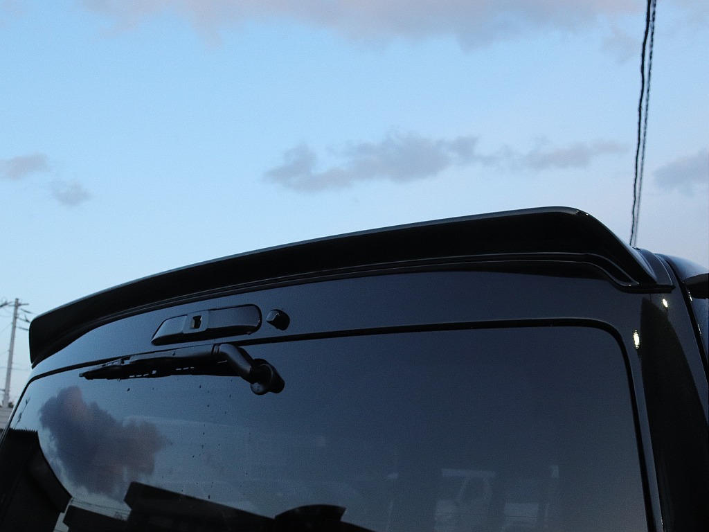 トヨタ ハイエースバン 5D2.8DTスーパーGLダークプライムⅡL 4WD 【小窓付】【床張り】【FLIP-UP】 北海道の詳細画像 その10