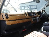 トヨタ ハイエースバン 5ドアバン2.8DT スーパーGLロング 4WD 【BlackEdition】【ベッドキット】【小窓付】 北海道の詳細画像 その3