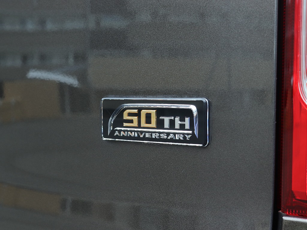 50周年記念特別仕様車専用　リアエンブレム！