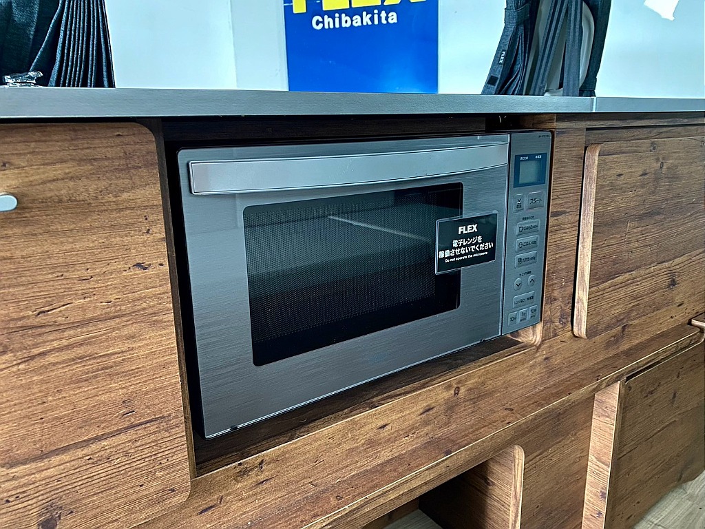 キャンピングカーオプション装備　電子レンジ！