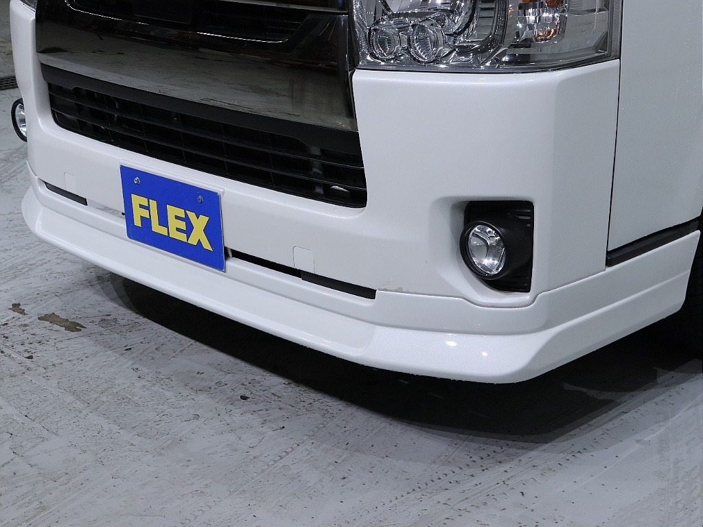 FLEXオリジナルスポイラーも付いた車両となっております！