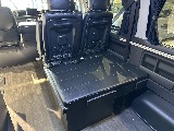 後ろ向き2名乗車となっております！