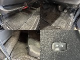 フロアマット等大変綺麗な状態が保たれております！