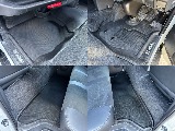 フロアマットも装備されております！