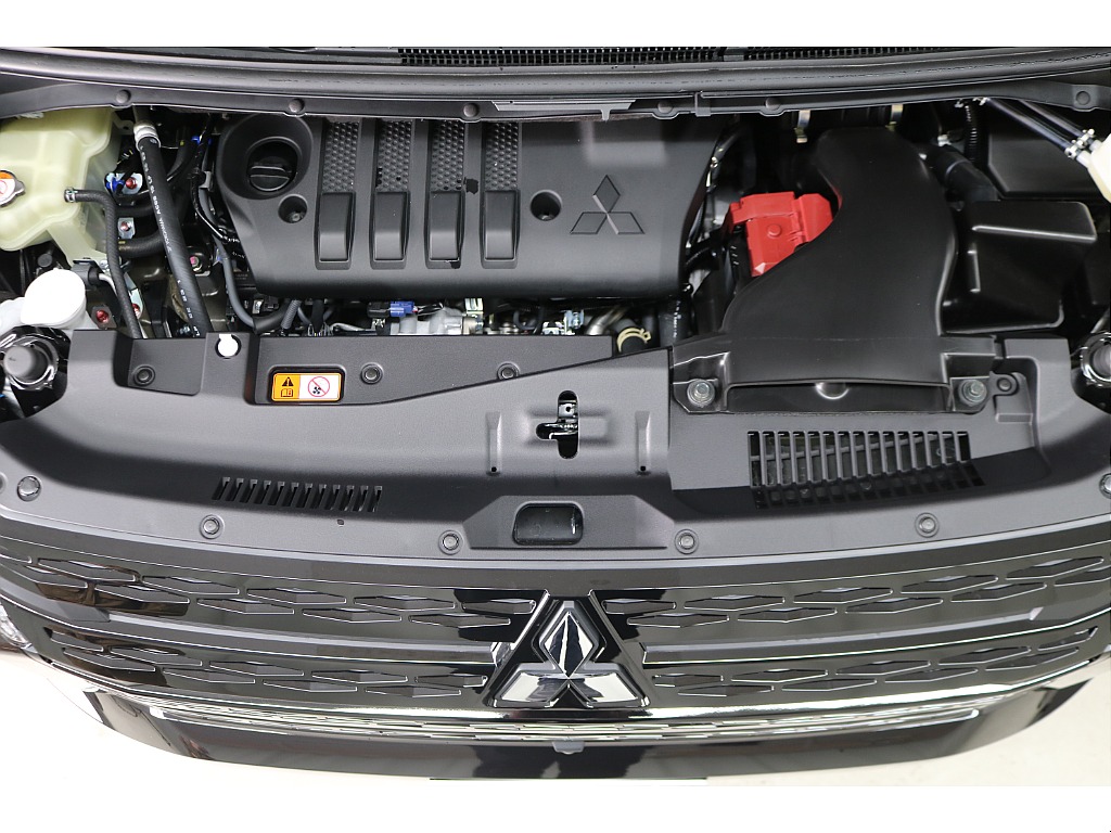 ２２００ＣＣクリーンディーゼルエンジン☆