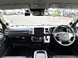 ハイエースバンSUPERGLベース車輛となります！