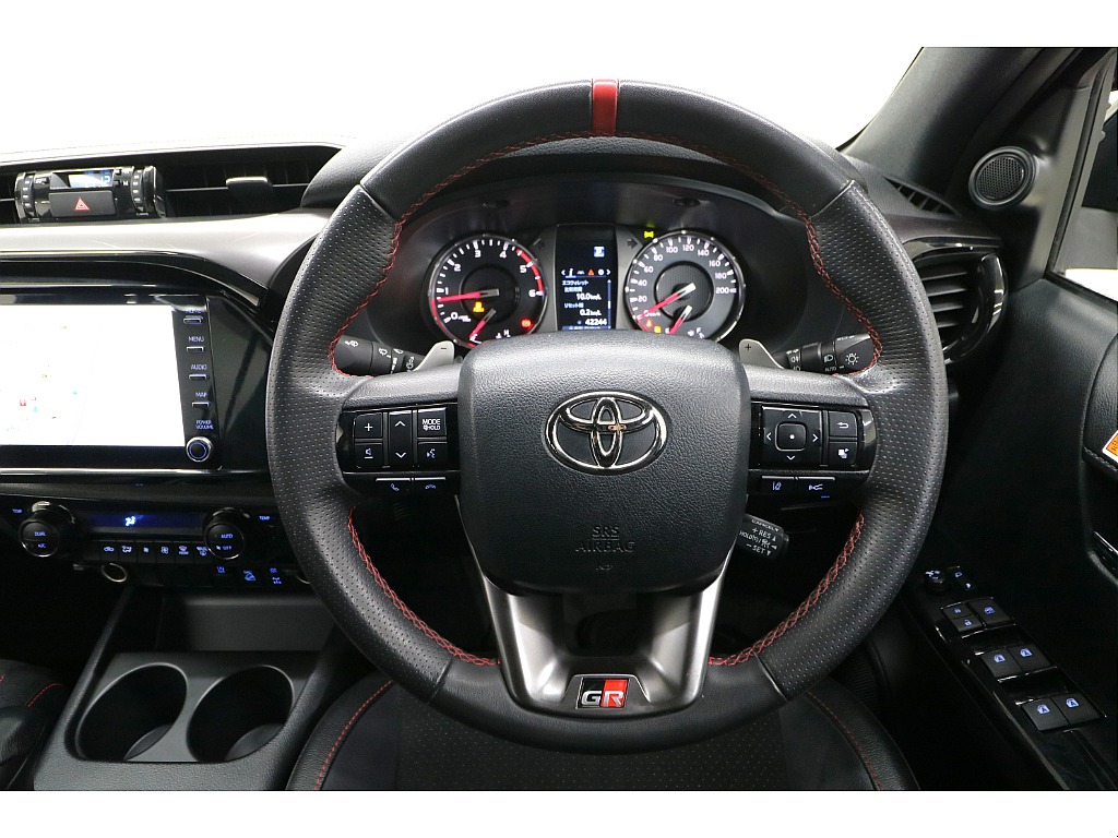 専用本革巻きステアリングホイール☆