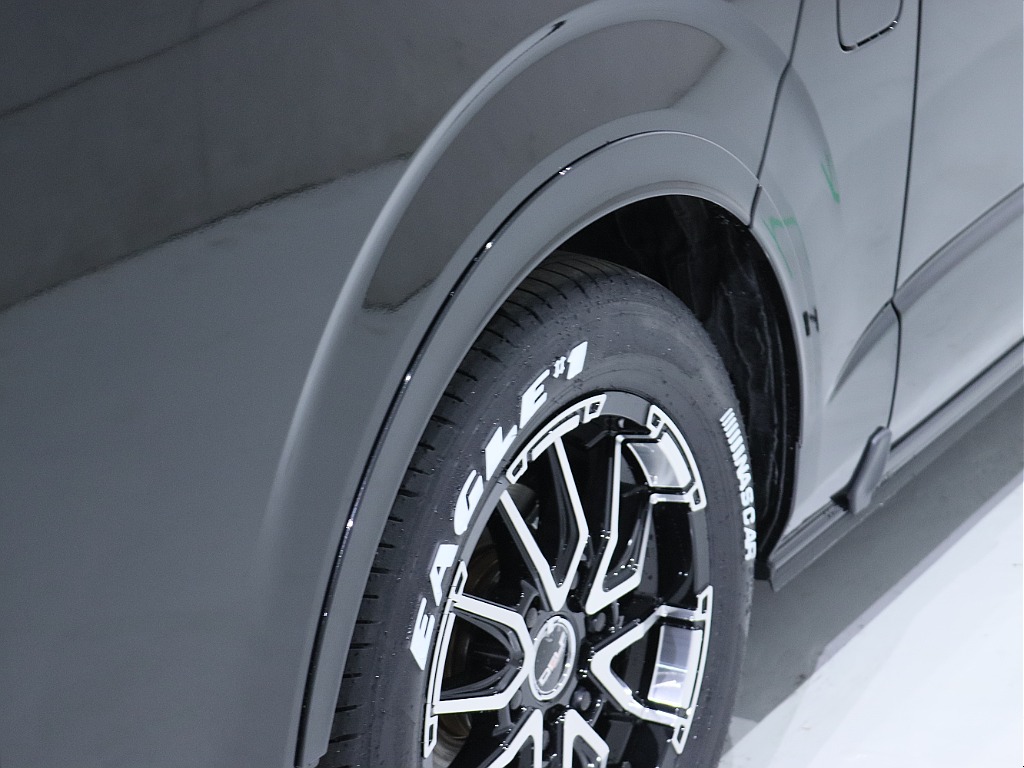 オーバーフェンダーもついております！