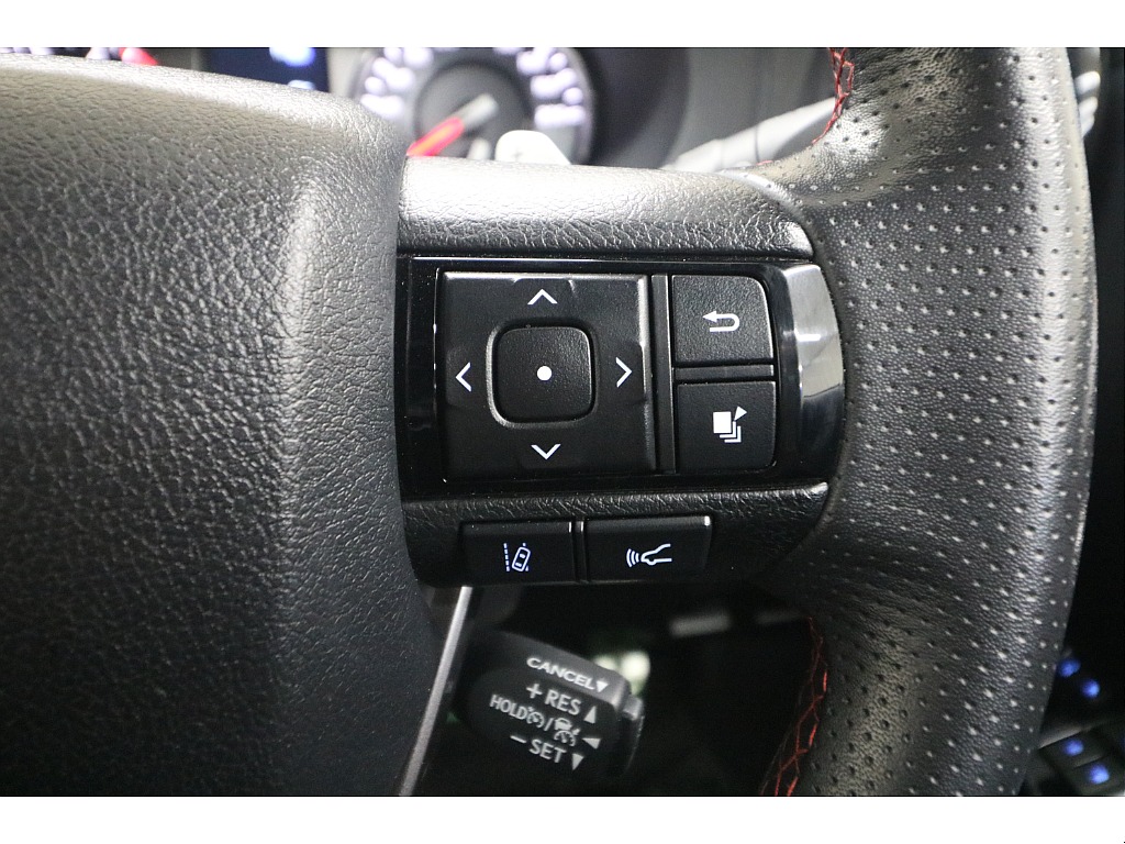 ステアリングスイッチ☆レーダークルーズコントロール☆