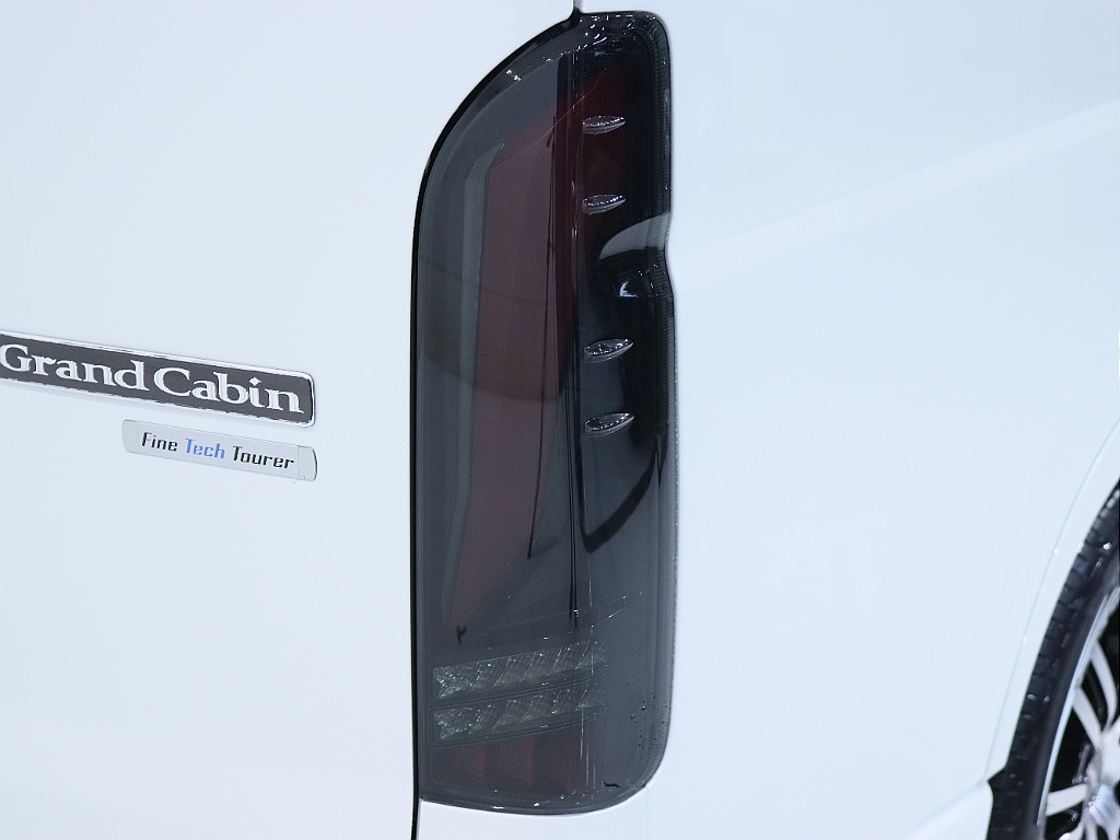 オメガテールランプも装備されております！