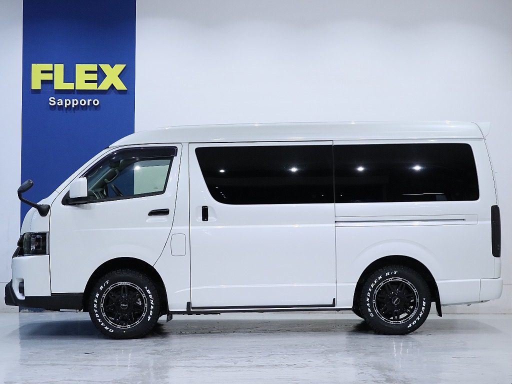 パワースライドドア付き！