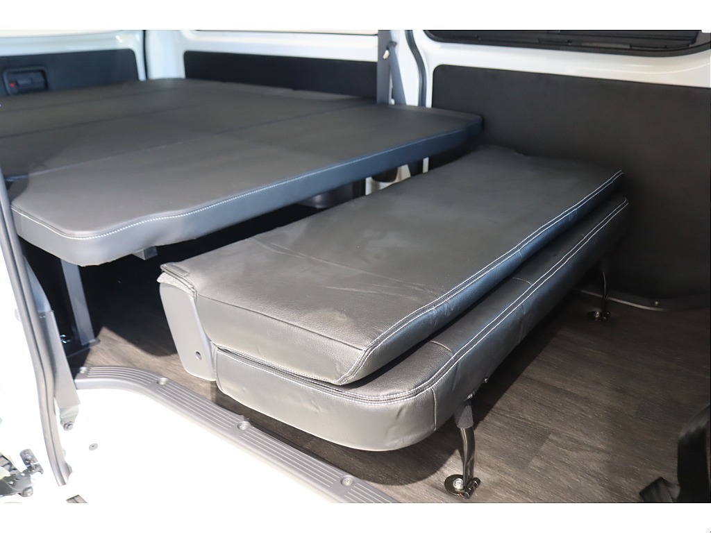 ワンタッチで折り畳みも可能です☆