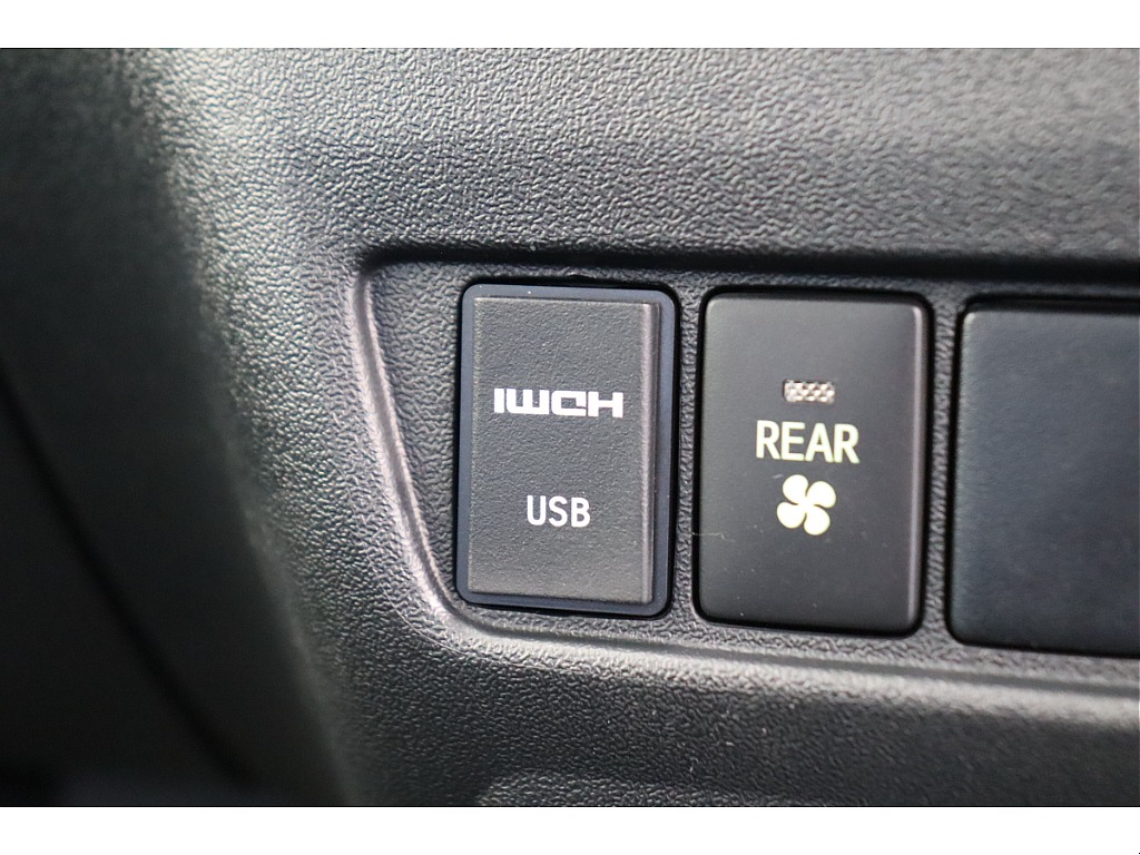 トヨタ ハイエースバン(27枚目)