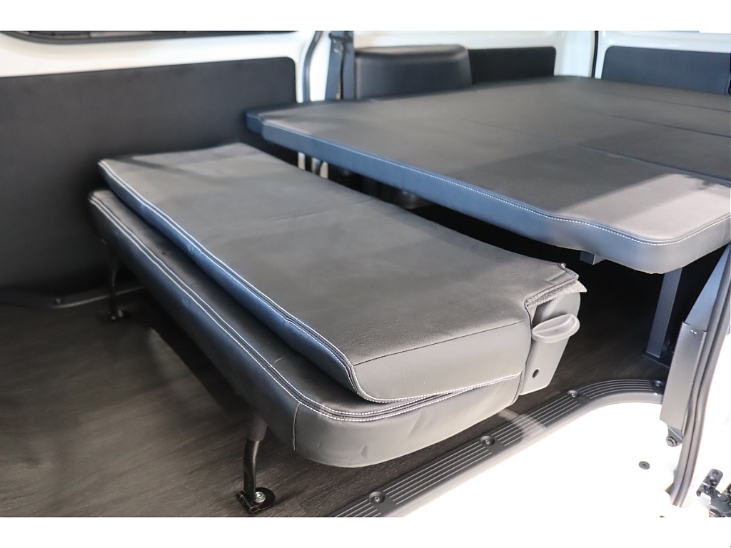 トヨタ ハイエースバン(31枚目)