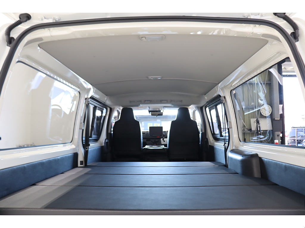 トヨタ ハイエースバン(34枚目)