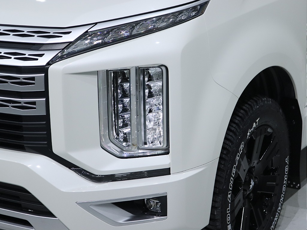 三菱&nbsp;デリカD：5&nbsp;2.2DT Gパワーパッケージ 4WD&nbsp;【リフトアップ】【BIG-X】&nbsp;北海道の詳細画像&nbsp;その7