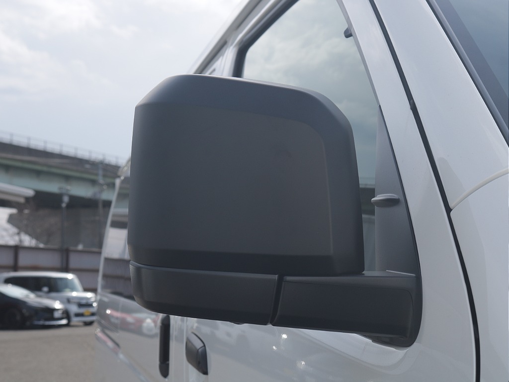 ブラックエディション施工済み！！外装の黒がワンポイントになりお洒落度やかっこよさもアップ♪