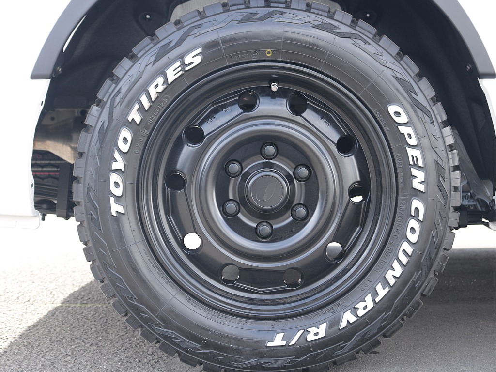 パウ　16インチAW＆オープンカントリーRTタイヤ装着済み！