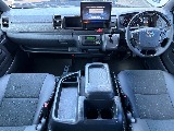 トヨタ ハイエースバン(2枚目)