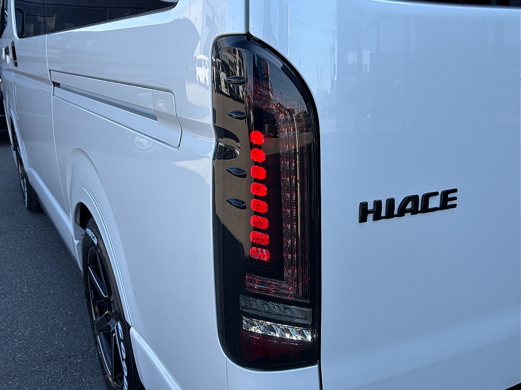 トヨタ ハイエースバン(32枚目)