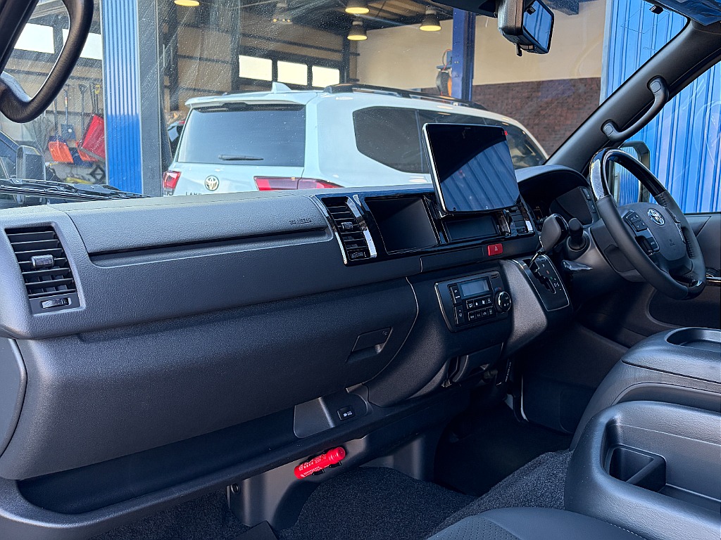 トヨタ ハイエースバン(36枚目)