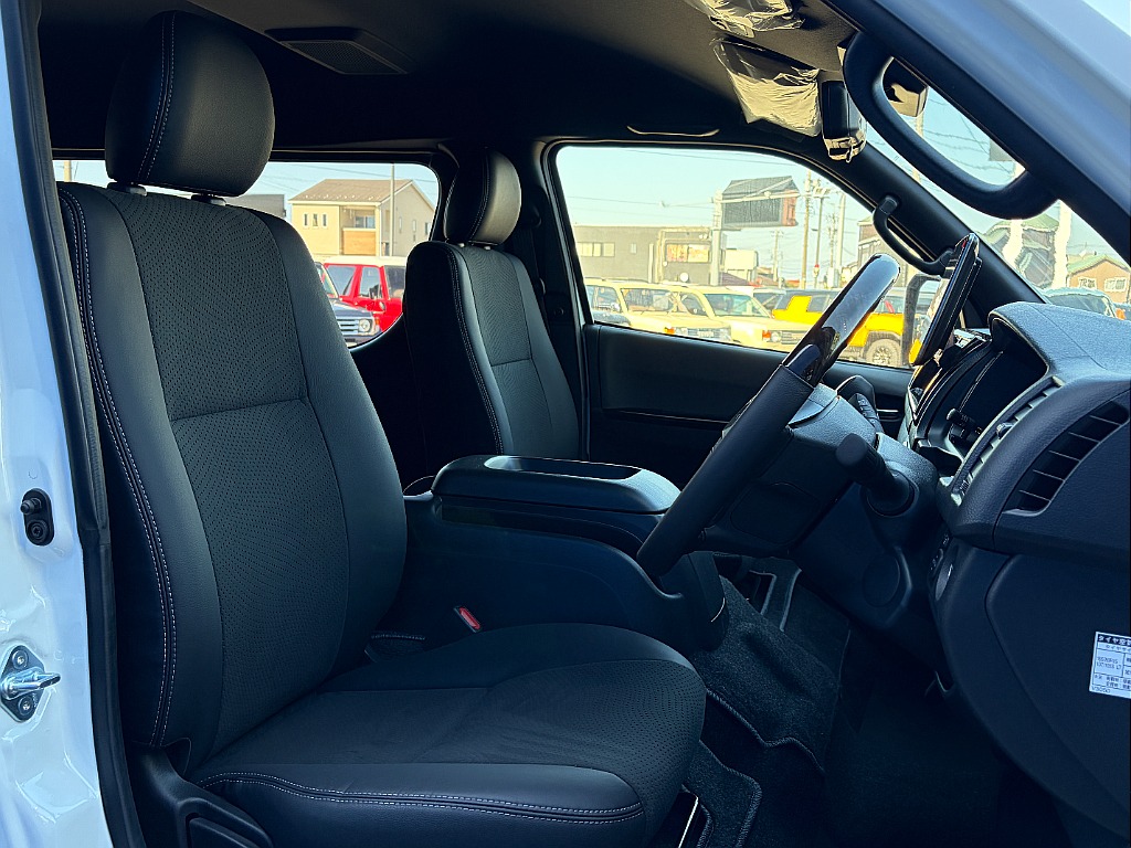 トヨタ ハイエースバン(37枚目)