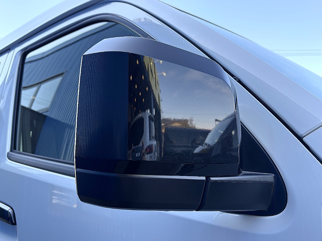 トヨタ ハイエースバン(9枚目)