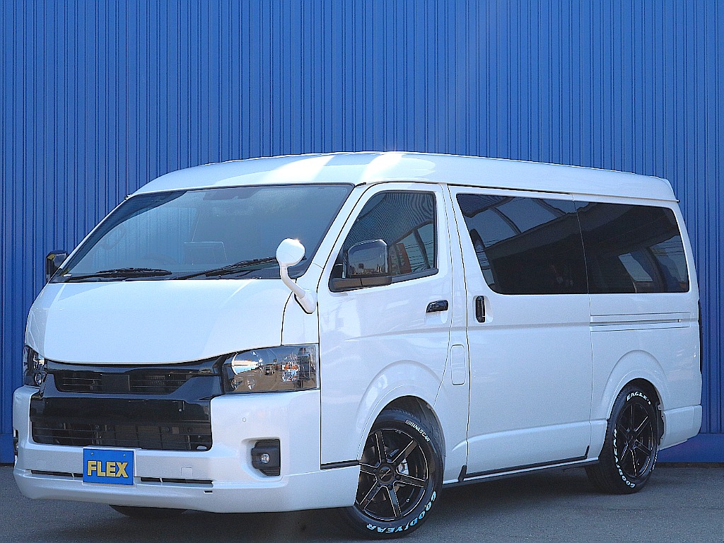 トヨタ ハイエースバン(1枚目)