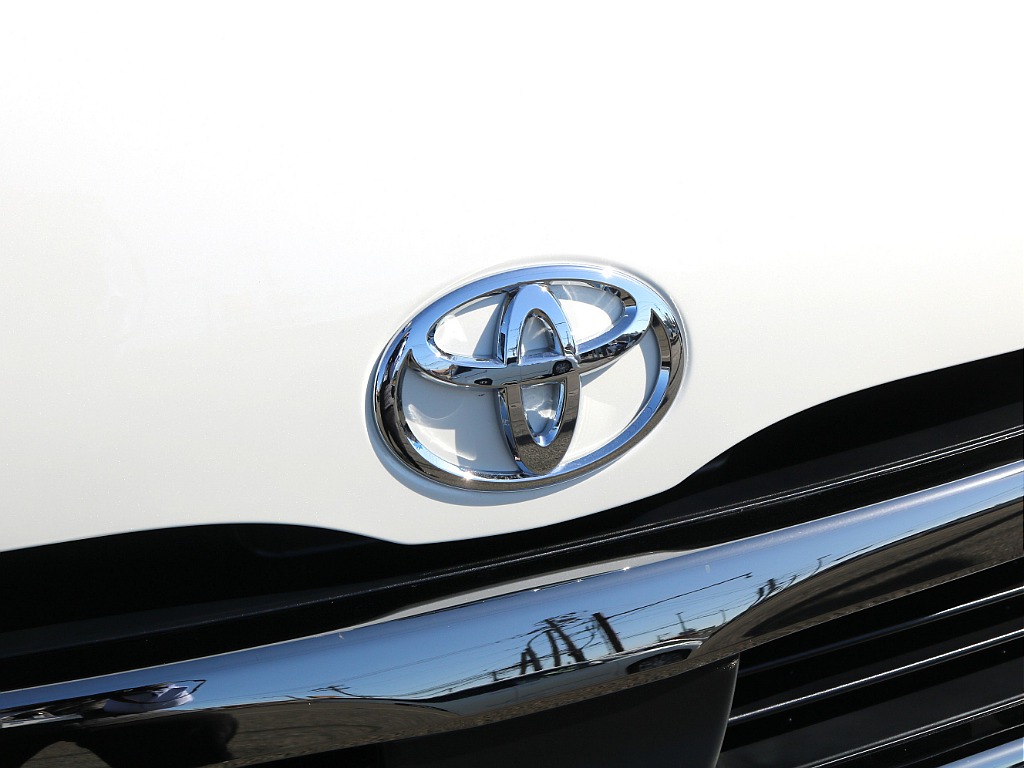 ＦＬＥＸグループは「すべての人に愛車を」をコンセプトに車種別に全国展開中！愛車と一緒に、ライフスタイルを充実させてもらいたいという思いで、ランクル仙台泉店では皆様のご要望になんでもお応えします♪