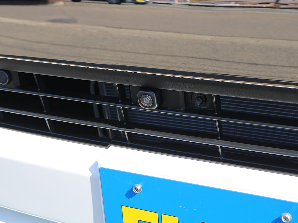 ＦＬＥＸグループは「すべての人に愛車を」をコンセプトに車種別に全国展開中！愛車と一緒に、ライフスタイルを充実させてもらいたいという思いで、ランクル仙台泉店では皆様のご要望になんでもお応えします♪