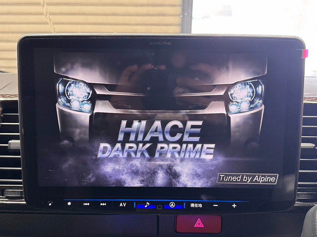 ALPINE　BIG-Xフローティングナビゲーションが装備されております♪